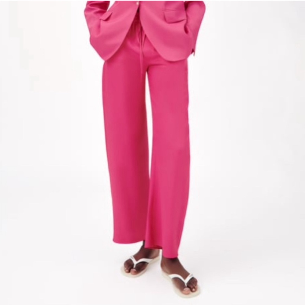 Zara Cropped Hot Pink Pants
